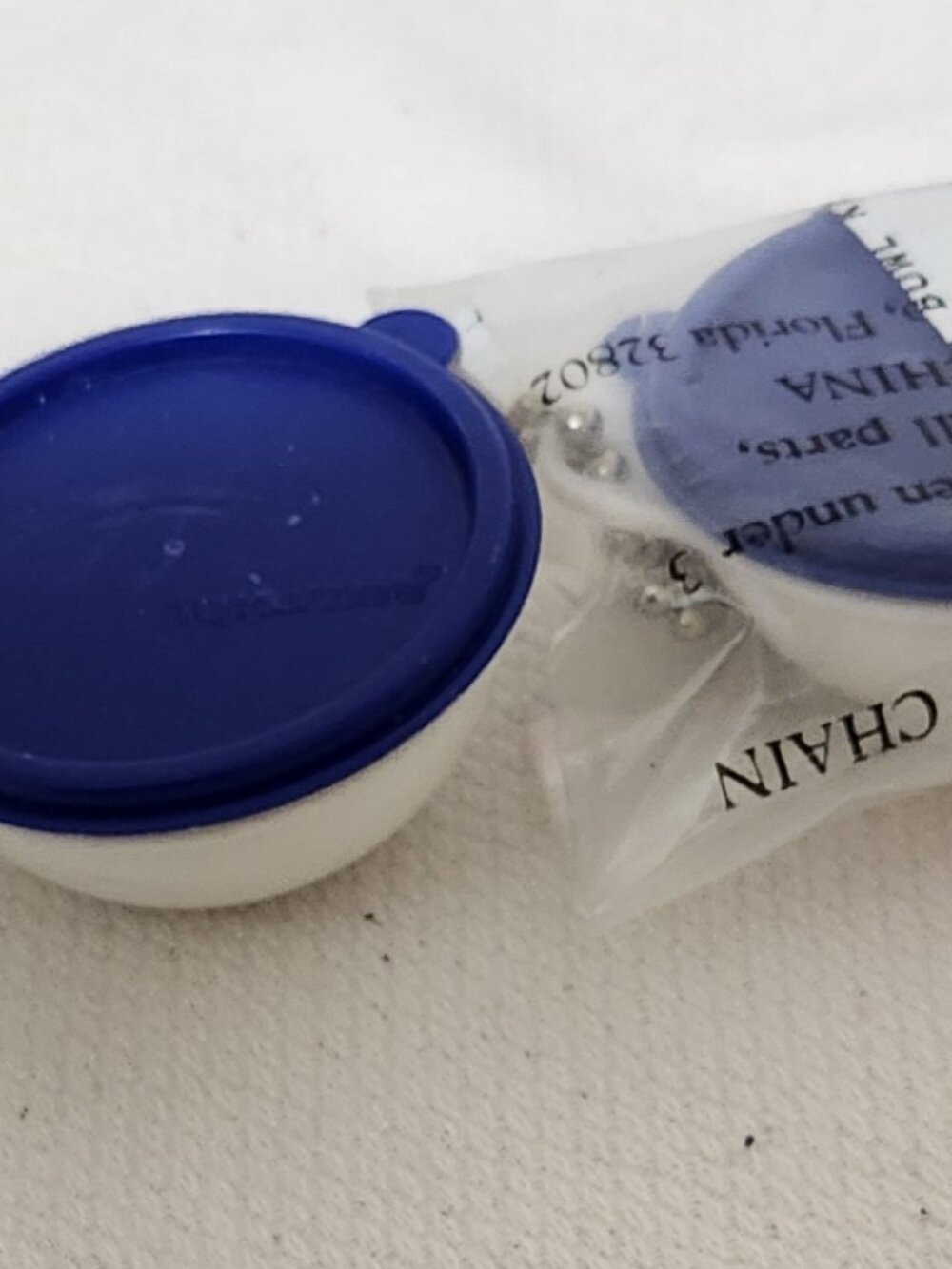 Tupperware Keychain Lot Of 2 White Bowls Blue Lid Thatsa Bowl